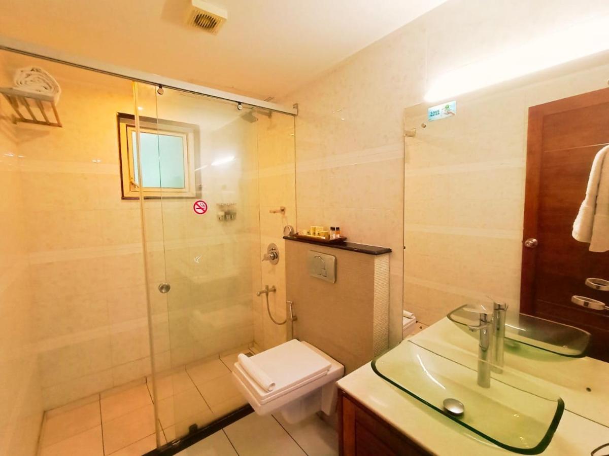 Hill Palace Hotel & Spa Kochi Εξωτερικό φωτογραφία