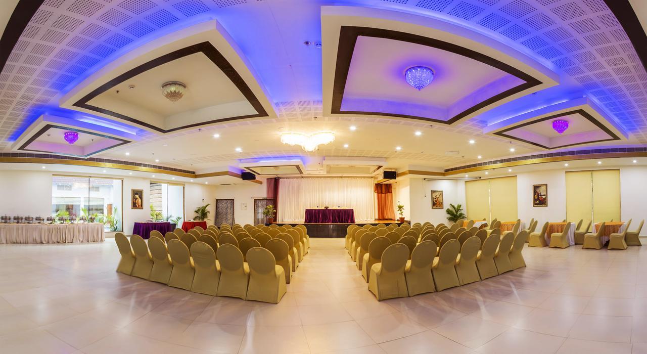 Hill Palace Hotel & Spa Kochi Εξωτερικό φωτογραφία