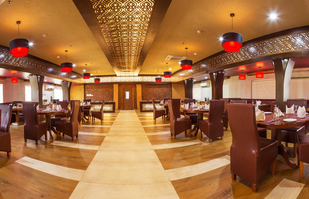 Hill Palace Hotel & Spa Kochi Εξωτερικό φωτογραφία